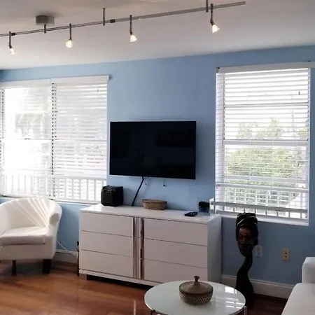 Spacious Private Sobe Studio Miami Beach Extérieur photo